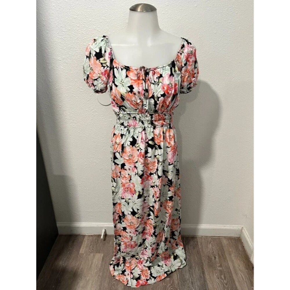 Passport Women’s Floral Maxi Dress Size Medium